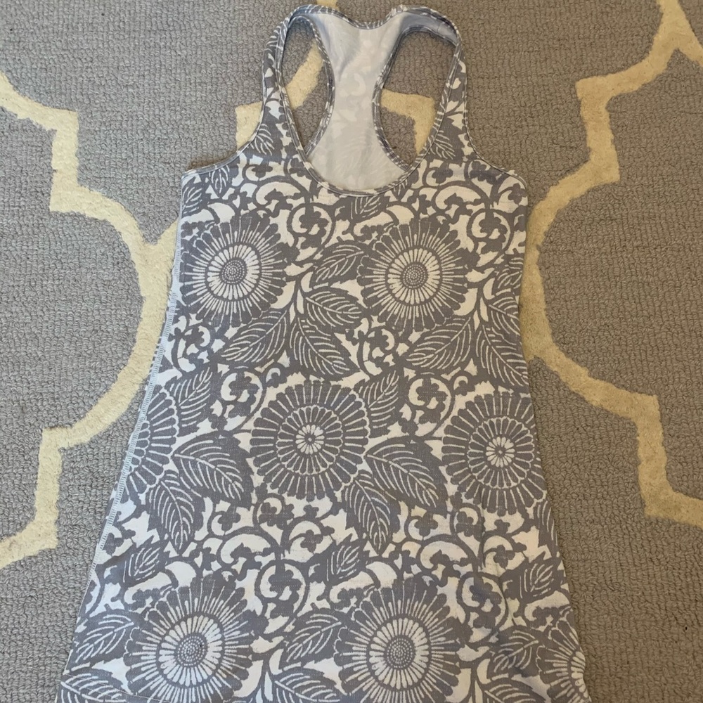 Lululemon Cool Racerback Tank Size 2